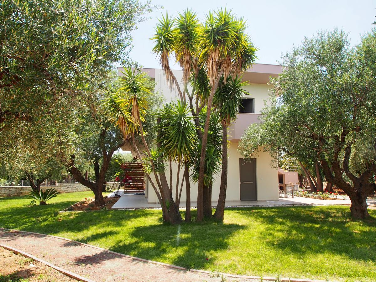 Aparthotel Lena Mare à Chrani Extérieur photo
