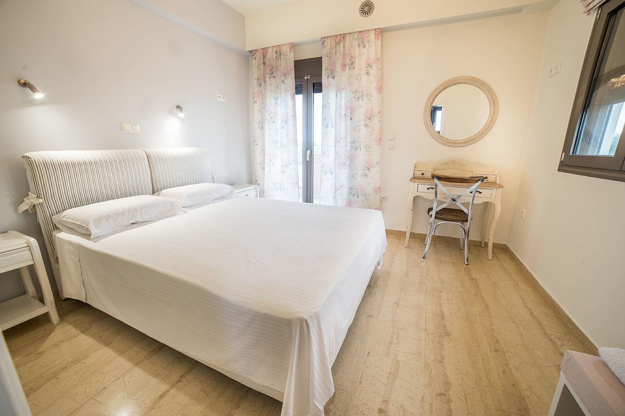 Aparthotel Lena Mare à Chrani Extérieur photo